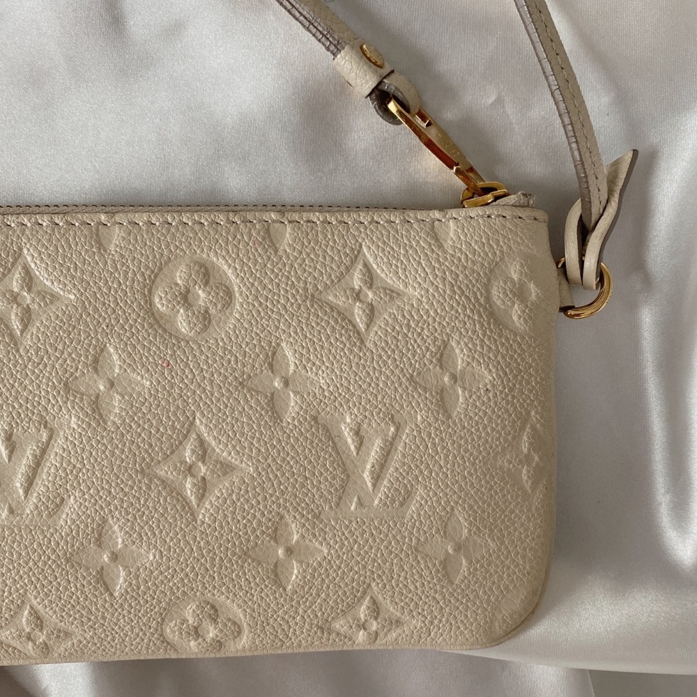 🕊SOLD🕊 LOUIS VUITTON EMPREINTE CITADINE POCHETTE - Picture 9 of 16